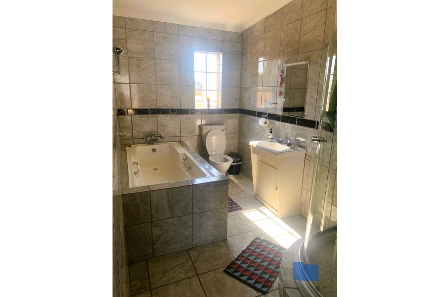 0 Bedroom Property for Sale in Oranjeville Free State